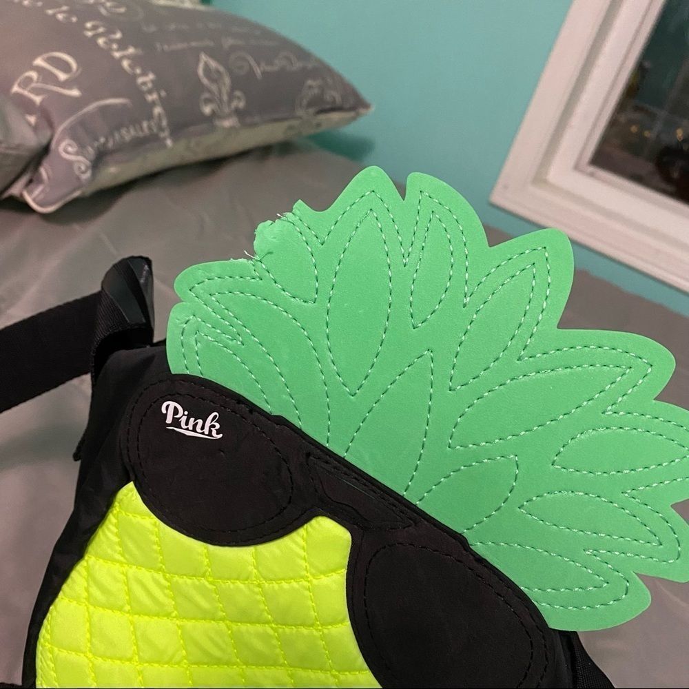 Beachย Coolerโpineappleย design - Picture 2 of 5